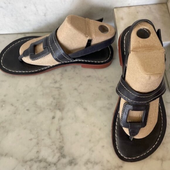 BERNARDO Women's Tegan T-Strap Leather Slingback Sandals 8 - Picture 4 of 16